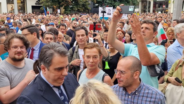 Германското посолство отговори на МВнР за издънката на посланичката си