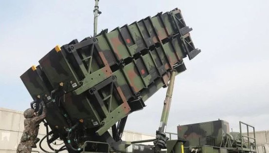 САЩ спират доставките на определени оръжия за Украйна