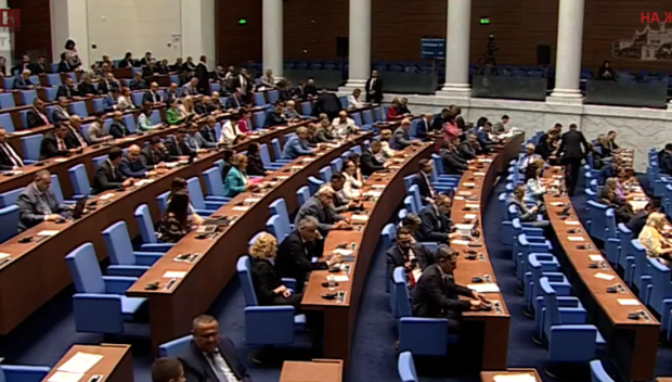 ИЗВЪНРЕДНО В ПИК TV! Депутатите приеха на първо четене бюджета на ДОО. Голяма почивка отложи гласуването на вота на недоверие (НА ЖИВО/ВИДЕО/ОБНОВЕНА)