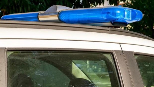 Шофьор на 64 години отнесе възрастна дама на пешеходна пътека