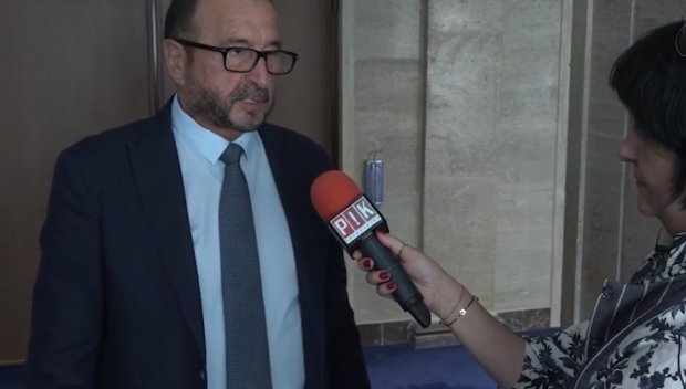 Депутатът Бранимир Балачев пред ПИК TV: Вотовете на недоверие бяха предварително обречени. ППДБ не знаят кои са и къде са, гласуват разделено (ВИДЕО)