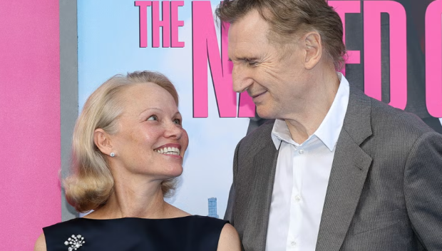 Памела Андерсън разкри истинска ли е връзката й с Лиъм Нийсън