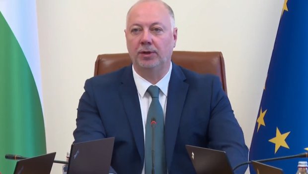 Ето как Желязков отговори на мераците на Възраждане да бъде изслушан в парламента (ВИДЕО)
