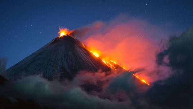 Вулканът Етна отново се активизира