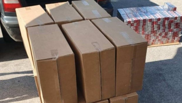 Заловиха продавач и купувач на 37 000 къса цигари без акцизен бандерол