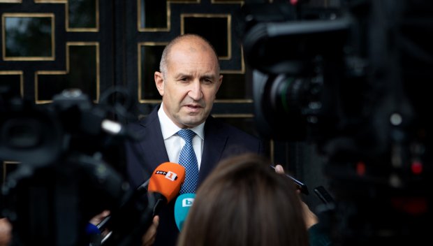 КЛИЕНТ НА ПРОКУРАТУРАТА: Плюсовете и минусите от импийчването на Радев