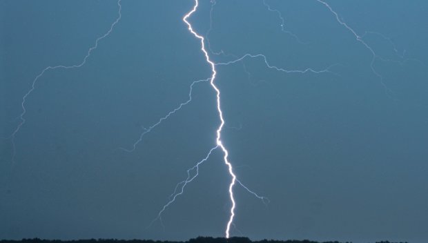 Мълния уби сръбски футболист