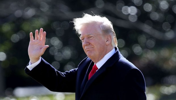 Тръмп отпътува от Белия дом към Аляска за преговорите с Путин