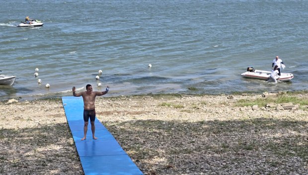 БРАВО! Цанко Цанков постигна нов рекорд - 24 часа плуване в Дунав без неопрен