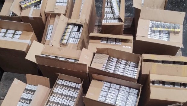 Близо 380 000 къса контрабандни цигари задържаха митничарите на Капитан Андреево и Русе