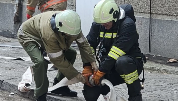 Взрив в апартамент стресна пловдивчани, избита е дограмата