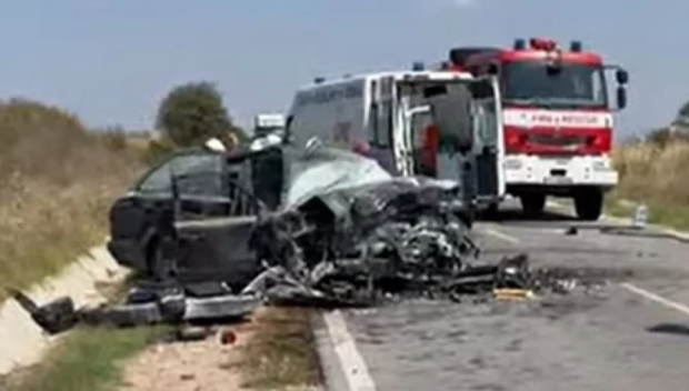 Медицински хеликоптер транспортира до София дете от катастрофата край Хасково