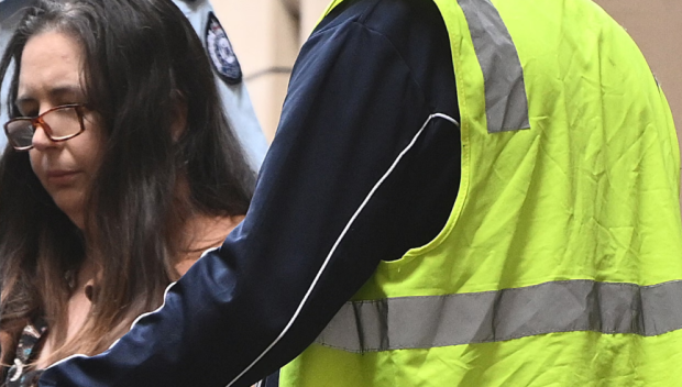 ДОЖИВОТЕН ЗАТВОР: Осъдиха австралийката, отровила с гъби роднините си