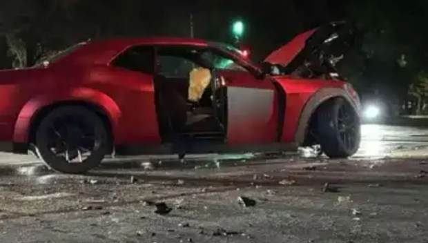 ТЕЖЪК ИНЦИДЕНТ: Кола се вряза в жилищна сграда след катастрофа в Асеновград