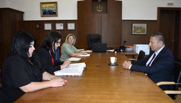 Борислав Сарафов проведе работно съвещание за катастрофата с автобуса в София