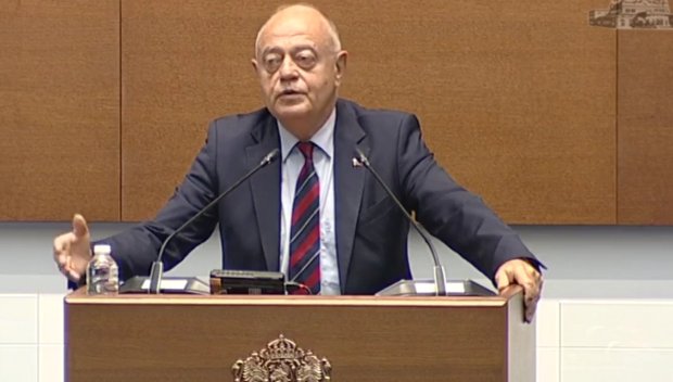 Ето какво да се припомня всеки път на ген. Атанасов, щом заговори за МВР и службите