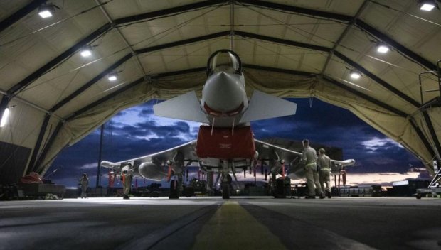 Полша затвори летище заради военни учения