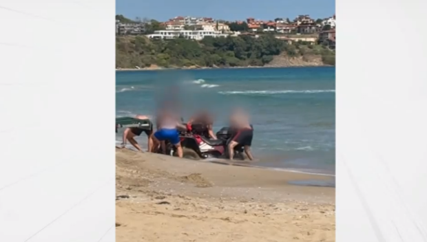 ATВ заседна на плажа на къмпинг „Смокиня”