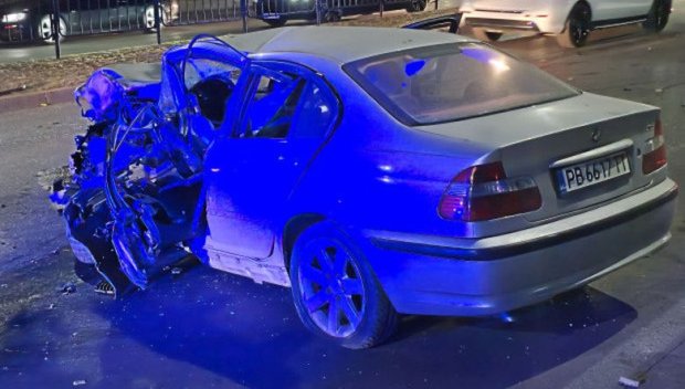 БМВ и Ауди се изтряскаха във Враца, пострада бременна жена