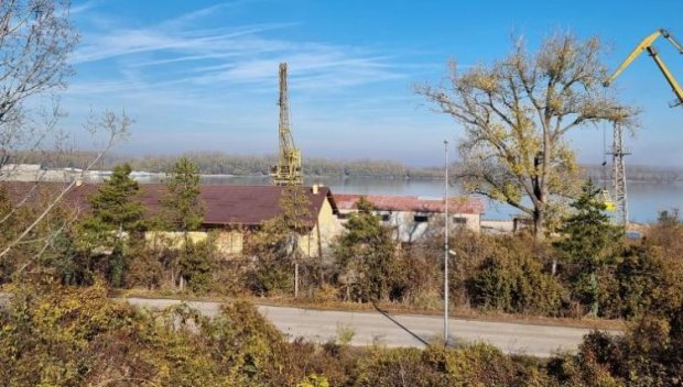 Временно спряха фериботната линия „Оряхово-Бекет“