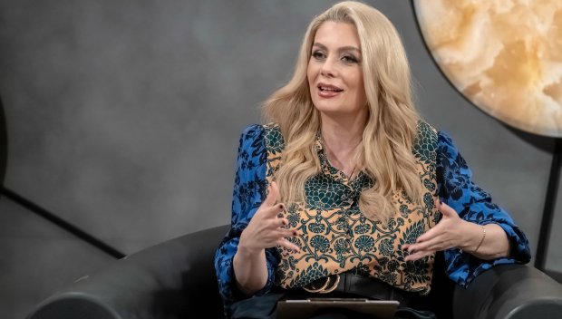 УРОЧАСАХА ЛИ Я? Eто кой замени Венета Райкова в Преди обед (СНИМКИ)