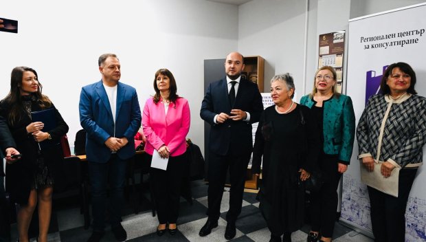 ПЕТИЛЕТКА! 139 хиляди български граждани са получили безплатна правна помощ (СНИМКИ)