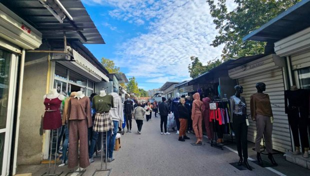НАП залови седем търговци нарушители на пазара в Димитровград (СНИМКИ)