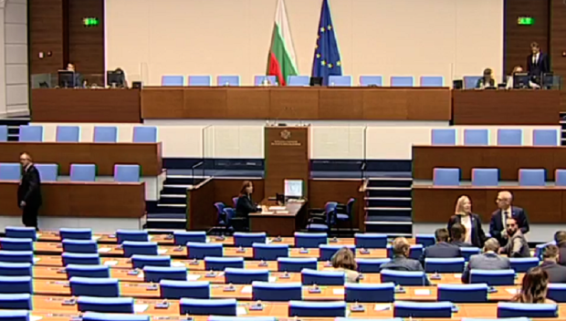 НС ще определя правилата за разпределяне на 260 млн. лева за медицинския персонал