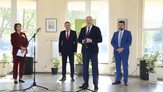 Желязков: Над половин милиард лева инвестиции в над 2200 STEM центъра в страната (СНИМКИ)