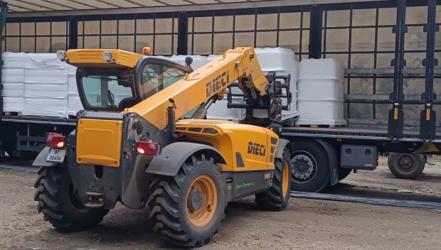 Три паркинга пред новата Детска болница в Бургас