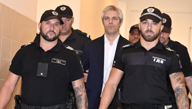 ОТ ПОСЛЕДНИТЕ МИНУТИ! Местят Благомир Коцев във Варненския затвор