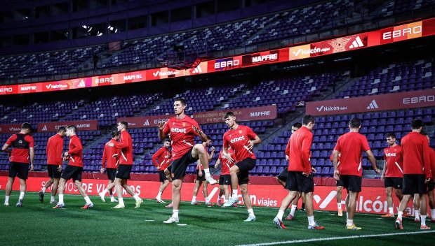 КОЕ НЕ Е ТАКА? Бивш национал: Копаем дъното на дъното