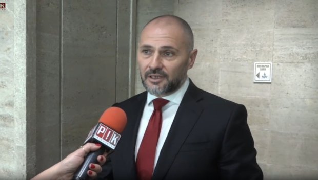 САМО В ПИК TV! Зам.-председателят на енергийната комисия в парламента Красен Кръстев: Договорът с Боташ е един парадокс. Дори да вкарваме по 8 танкера на година, пак не можем да изпълним капацитета му (ВИДЕО)