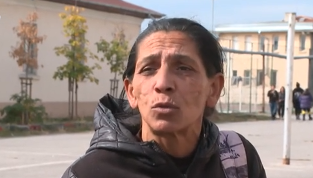 Майка на дете от 94-то училище: Преди три месеца пребиха сина ми като куче