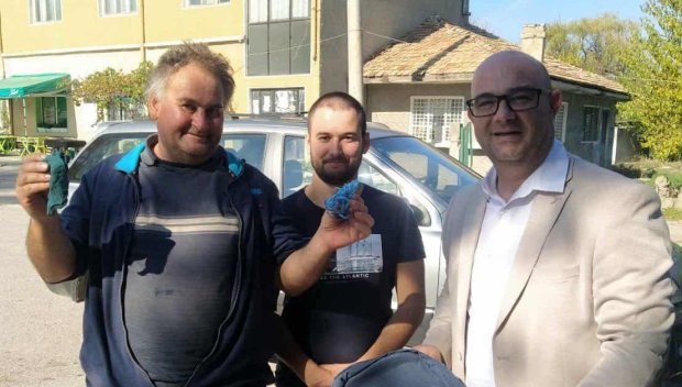 НКЖИ се извини на собствениците на ябълковата градина и уволни крадливите си служители