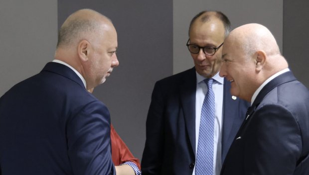 Премиерът Желязков: България полага максимални усилия за защита на външните граници на ЕС и борбата с каналджийството (СНИМКИ)