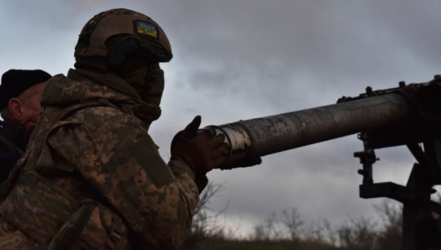 Испания ще купи оръжие от САЩ, за да го дари на Украйна