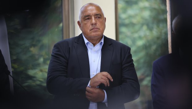 МЪЛНИЯ В ПИК! Борисов в директен сблъсък с Мирчев и Василев: Страхливци! Не могат да ме уплашат (ВИДЕО)