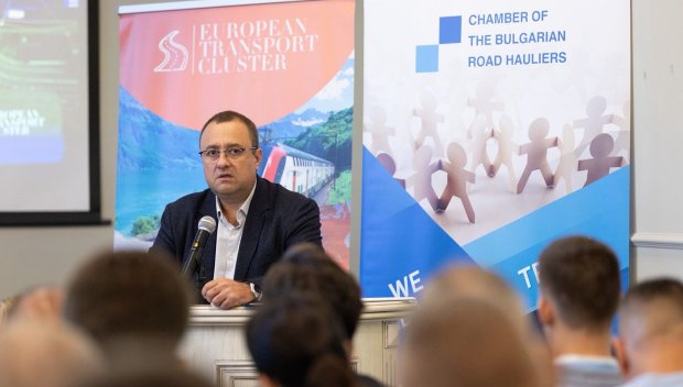 Министър Иван Иванов подкрепя исканията на превозвачи (СНИМКИ)