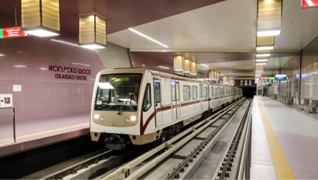 Правителството в оставка одобри 53 млн. лв. за разширение на метрото и за разходи за охраната му