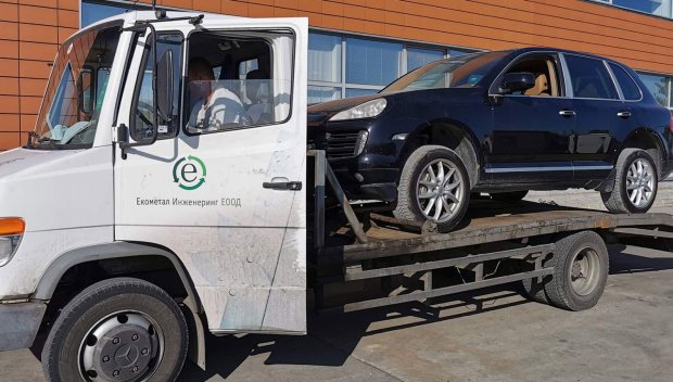 Рецидивист открадна кола и я предаде на вторични суровини