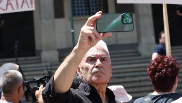 САМО В ПИК И РЕТРО: Волен Сидеров разкри неочаквана тайна