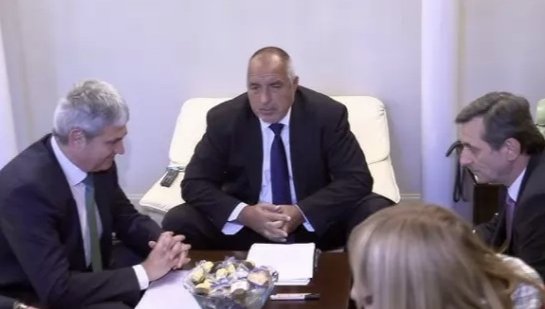 ИЗВЪНРЕДНО! Важна среща в централата на ГЕРБ - Борисов разговаря със синдикатите за бюджета
