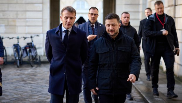 Зеленски и Макрон ще се срещнат в Париж в понеделник