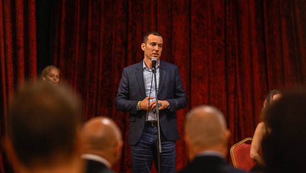 ГНЯВ В МРЕЖАТА! Кърваво писмо до кмета: Терзиев, забрави да те преизберем след две години, защото софиянци ДС-принц за кмет може и да търпим, но четворно бъркане в джоба - НЕ!