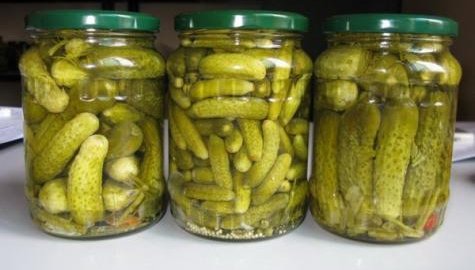 България спря внос на краставички с парацетамол и риба с живак