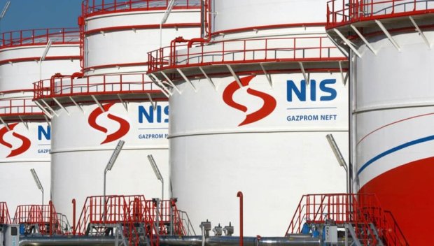 Единствената петролна рафинерия в Сърбия спря работа