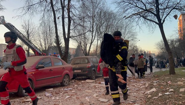 НЕВИННИ ЖЕРТВИ: 25 станаха загиналите и 73 ранените при руските масирани атаки по Украйна