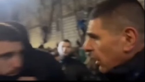 СЪБРАХА СЕ! След сина на Бобоков и гавазинът на Гриша Ганчев цъфна с Иво Мирчев на протеста (ВИДЕО/СНИМКИ)