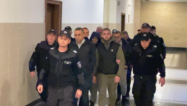 СЛЕД АКЦИЯТА СРЕЩУ ВЕЛИЧИЕ: Ето ги задържаните 7 души, обвинени за имотни измами и пране на пари (ВИДЕО)